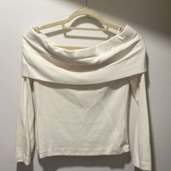 Club Monaco size small off the shoulder top - Picture 2 of 7